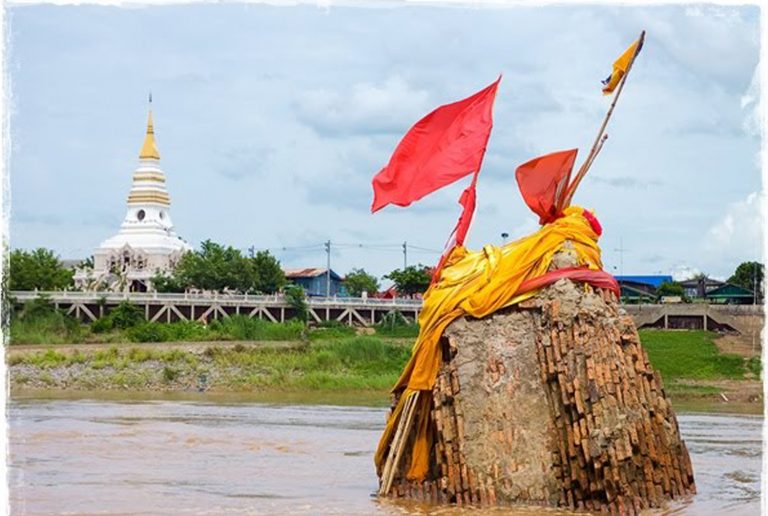 พระธาตุหล้าหนอง